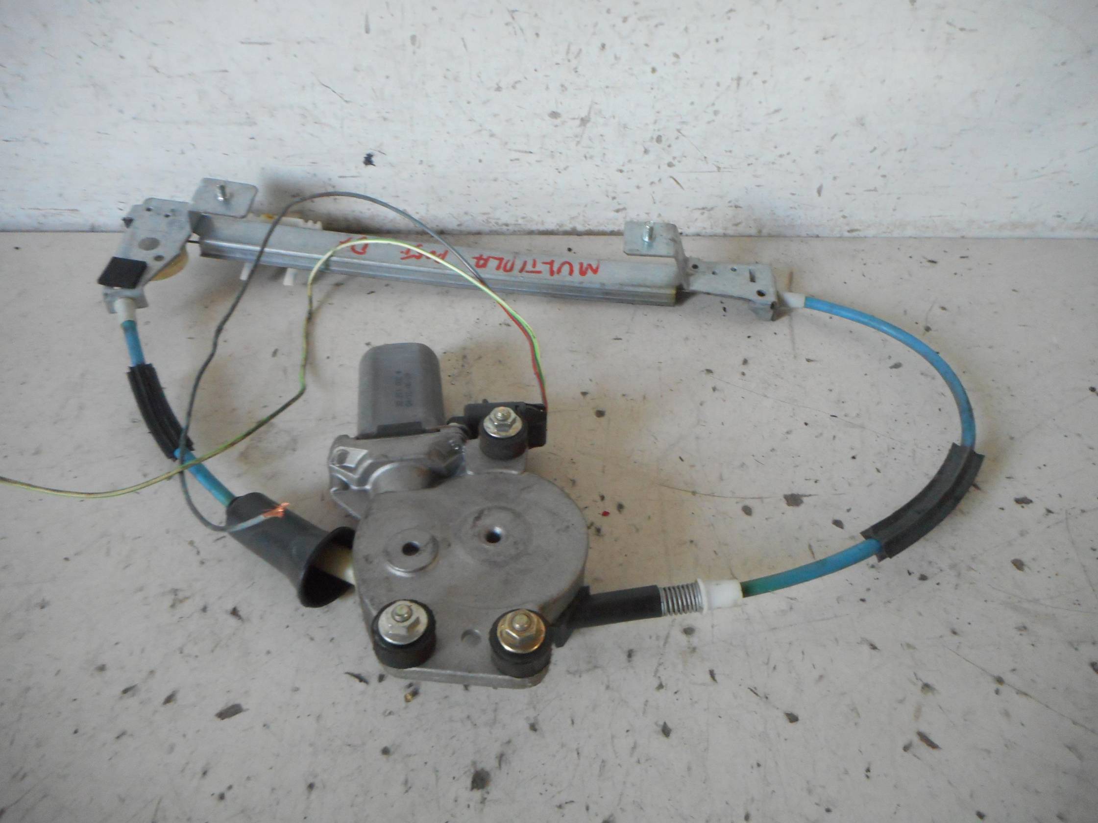 Alzacristallo elettr. porta post. dx.